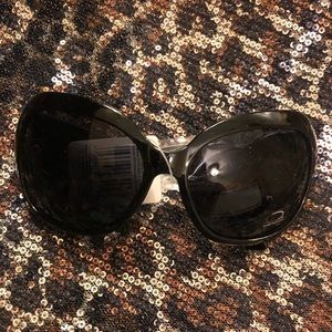 {???} Black Butterfly Rhinestone Sunglasses